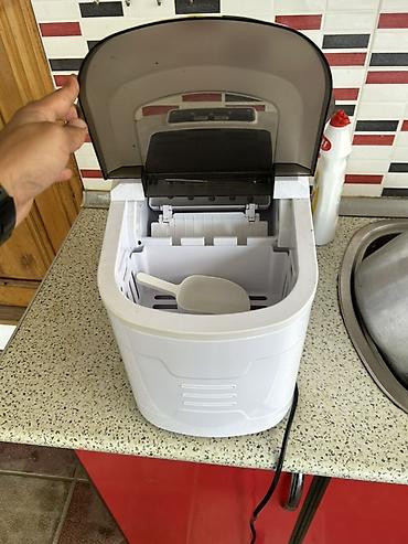 Buz aparatları: Portativ Buzqayıran (Ice Maker) – tezgahüstü model Xüsusiyyətlər: - — 1