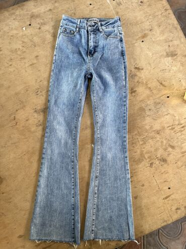 джинсы клещ: Клеш, Высокая талия