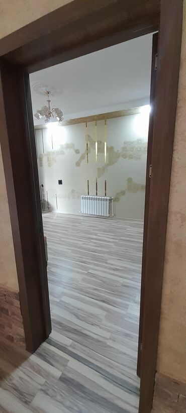 Həyət evləri və villaların satışı: Satış üçün fərdi yaşayış evi satılır.şəxsi tikili .ünvan novxanı — 40