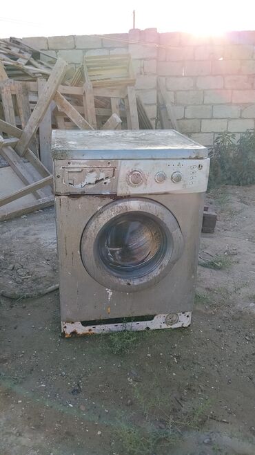 Hava nəmləndiriciləri və təmizləyiciləri: İçi salamatdır plata yoxdur qiymetde endirim edecem