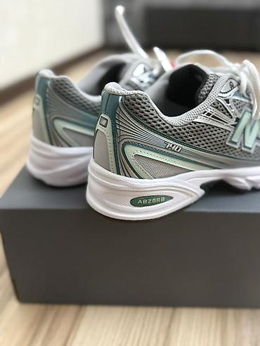 dri fit: Кроссовки New Balance 740 в серо-мятной расцветке. Модель выполнена в — 4