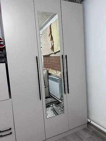 Мебельные гарнитуры: Спальный гарнитур в современном стиле Состав: - Двуспальная кровать с — 1