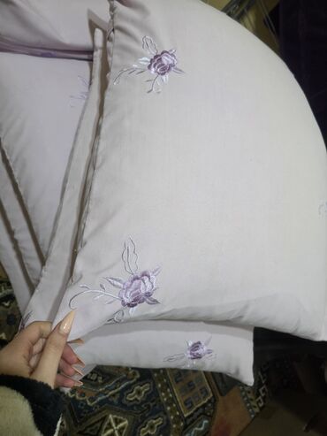 Döşəklər: Böyüklər üçün Yeni Döşək, Ünvandan götürmə — 14