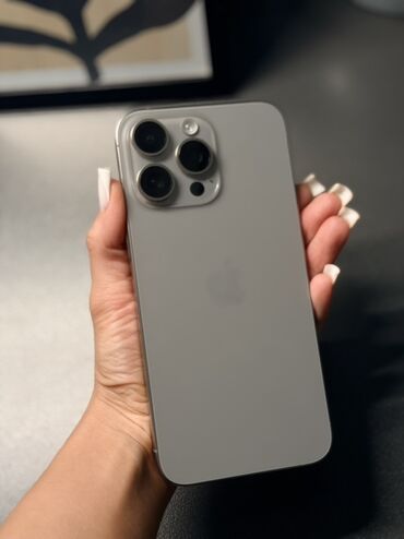 aple: IPhone 15 Pro Max, 512 GB, Natural Titanium, Simsiz şarj