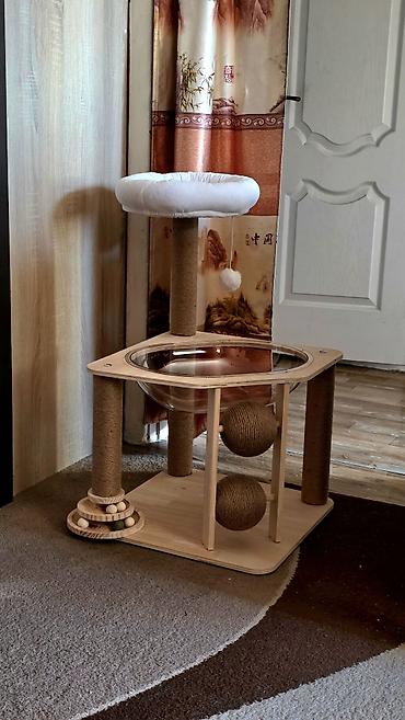 Игровой комплекс для кошек с лежанкой и когтеточками. Абсолютно новый