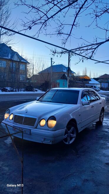 Mercedes-Benz: Mercedes-Benz E-Class: 1998 г., 3.2 л, Автомат, Бензин, Седан