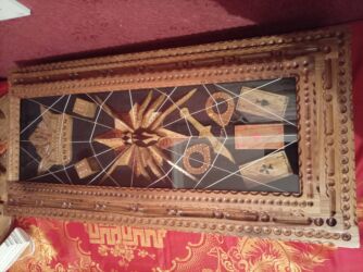 qrup üçün profil şəkilləri: Фигура, Дерево, цвет - Золотой