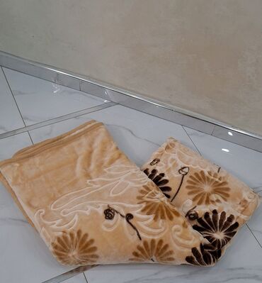 Ćebad i pokrivači: Ćebe 220x160 — 9