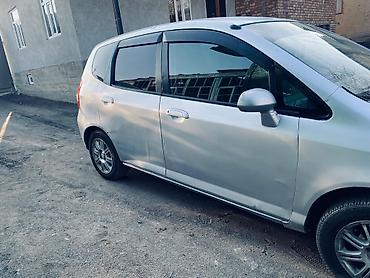 Honda: Honda Fit: 2002 г., 1.3 л, Вариатор, Бензин, Хэтчбэк — 3