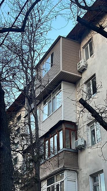 трех комнатную квартиру 8мкр: 2 комнаты, 50 м², 8 мкр Индивидуалка, 5 этаж, Свежий ремонт — 1