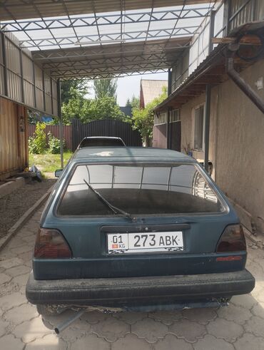 куплю машину volkswagen: Volkswagen Golf: 1989 г., 1.8 л, Механика, Бензин, Хэтчбэк