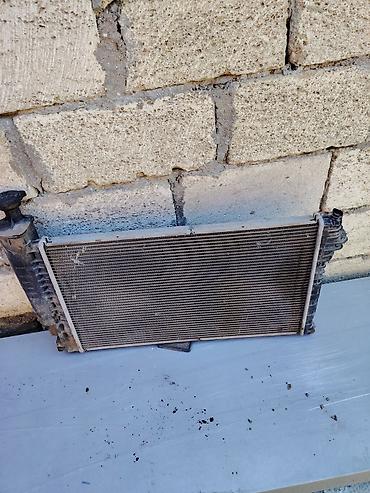 bmw e39 radiator: Məhsul: Avtomobil üçün soyuducu radiator və əlavə hissələr Təsvir: - — 1