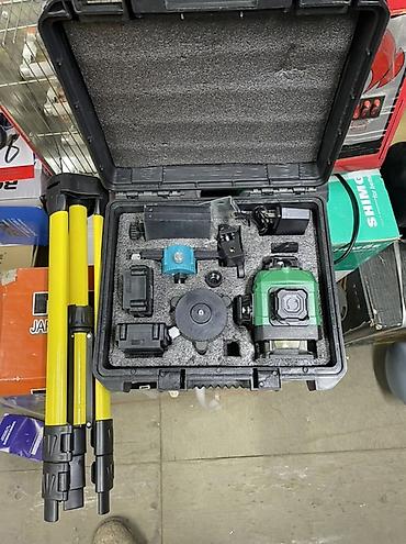 Лазерные уровни: Лазерные уровни (мультилинейные, зелёный луч), аккумуляторные По — 8