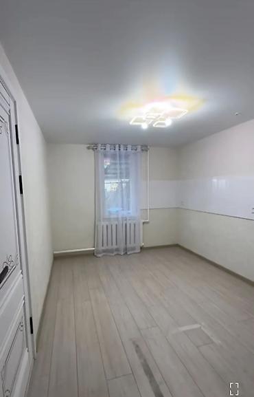 Продажа коттеджей и домов: Продаю дом 4-ком 80-кв/м² Участок: 4-сотки Район: Маевка ( ул — 4