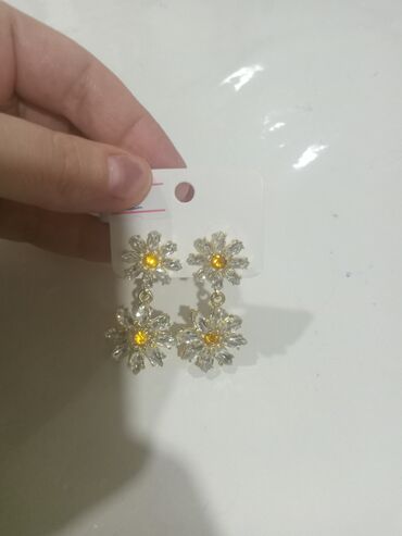 Bijuteriya dəstləri: Zərgərlik dəsti – müxtəlif modellərdə sırğalar - Ay və ulduz motivli — 16