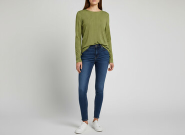 eleganckie bluzki plus size: Жіноча блуза, розмір L