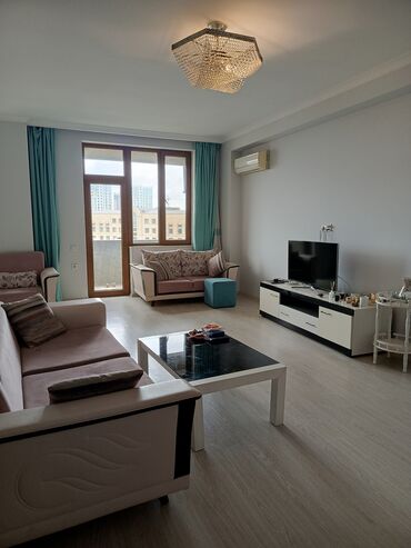 Yeni tikili: Montin, 2 otaqlı, Yeni tikili, m. Nəriman Nərimanov, 89 kv. m — 2