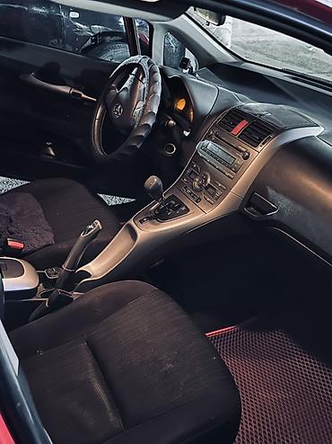 tsunami 100: Toyota Auris: 2005 г., Автомат, Бензин, Хэтчбэк — 4