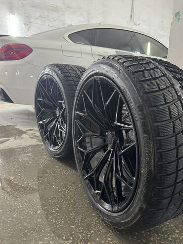 Колеса в сборе: Колеса в сборе 275 / 35 / R 19, Зима, Новый, Комплект, Легковые, Литые, отверстий - 5