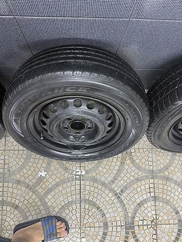 Диски: Б/у Колесо Hyundai 195 / 65 / R 15, 5 Болтов — 3