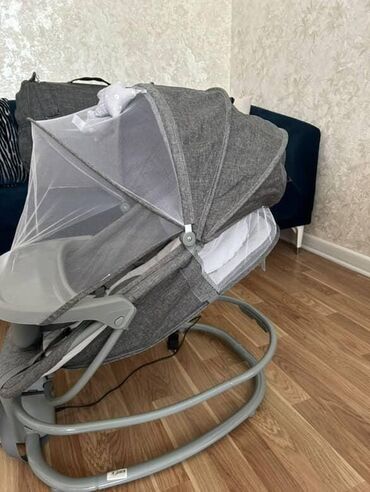 Gəzinti arabaları: Milana….Elektron nenni qiymeti 80man Tezedi alinib istifade olunmuyub