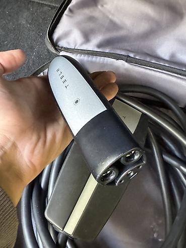 tesl: Портативное зарядное устройство Tesla (Mobile Connector) с кабелем и — 4