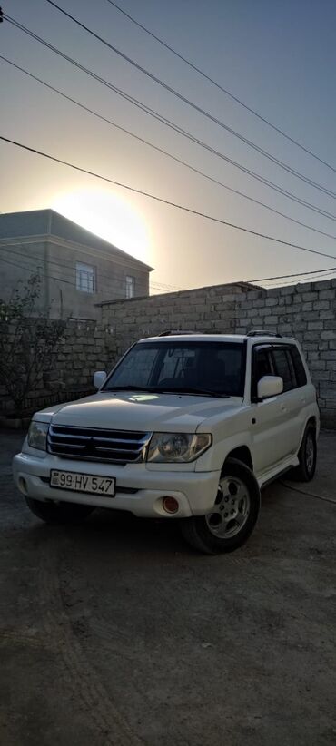 Mitsubishi: Mitsubishi Pajero: 2 l | 2000 il 123085 km Hetçbek