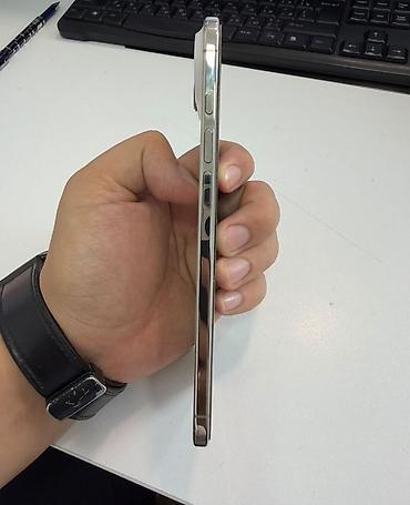 2 gb: IPhone Air, Б/у, 512 ГБ, Белый — 2