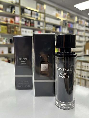 Parfemi: Parfemi
1600 din
mn — 24