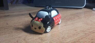 радиоуправляемые амфибии: Продаю машинку, на пульте управления, микки маус, управляется хорошо