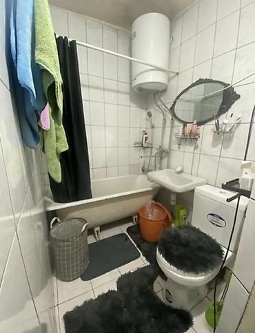 o store: 2 комнаты, 42 м², 1 этаж, Старый ремонт — 1