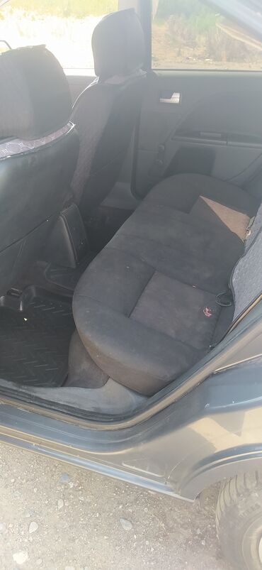 Ford: Ford Mondeo: 2002 г., 2 л, Автомат, Бензин, Седан — 9