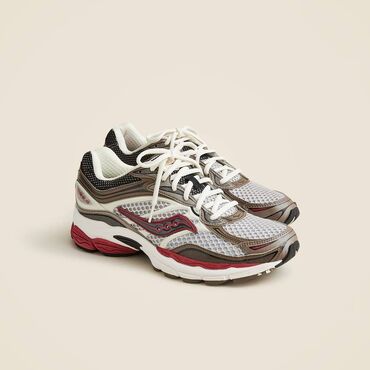 лоро пиано обувь бишкек цена: Кроссовкалар, 39.5, 40, Saucony, Жаңы, түсү - Кызыл, Өзү алып кетүү, Акысыз жеткирүү, Акылуу жеткирүү
