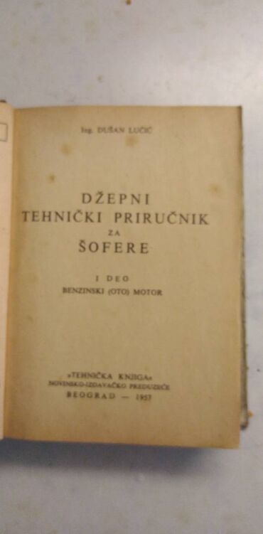 Knjige i stripovi: Knjiga:Dzepni tehnicki prirucnik za sofere 1957401 str — 2
