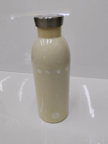 купить термос: Термобутылка Smeg (коллаборация 24Bottles), цвет кремовый. - Объем — 1
