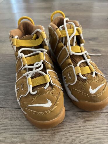 спортивный одежда: Отличные Nike Air Uptempo Wheat Gum Kids Нубук, кожа, местами кожа