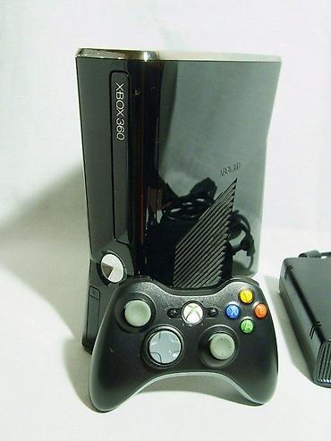 where to sell used electronics: U ponudi Xbox 360 konzola, odlično očuvana. Noviji model sa pločom — 4