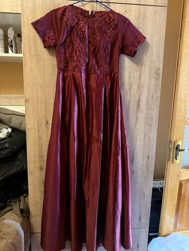 Ziyafət donları: Ziyafət donları – 2 model 1) Yaşıl-qara maxi don - Parıltılı yaşıl — 10