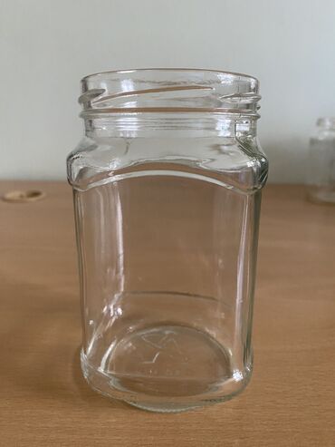 Balonlar, bankalar: Çoxlu sayda 1lt 750 qr tomat bankalari ve 1lt sok butulkalari — 5