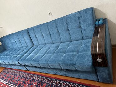 раскладной диван ош: Прямой диван, цвет - Синий, Б/у