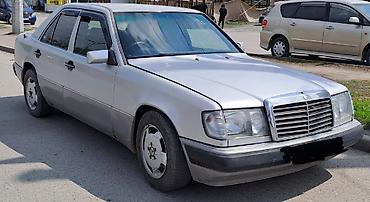 eafc 25: Mercedes-Benz E-Class: 1992 г., 2.2 л, Механика, Бензин, Седан — 2