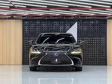 диски на клюгер: Lexus ES: 2021 г., 2.5 л, Автомат, Гибрид, Седан — 1