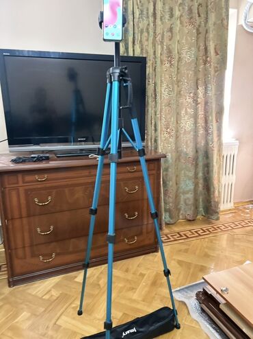 Другие аксессуары для фото/видео: Продаю ШТАТИВ прочный и практичный на железной ножках Штатив Jmary с — 10