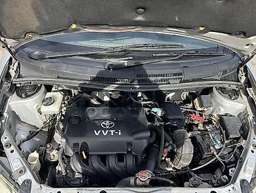 Toyota: Toyota Ist: 2004 г., 1.5 л, Автомат, Бензин — 10