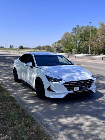 Hyundai: Hyundai Sonata: 2019 г., 2 л, Автомат, Газ, Седан