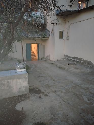 Digər tikinti materialları: Samux şəhər nəbiağalı qəsəbəsində köhnə xəstəxananın arxasında mərkəzi — 13