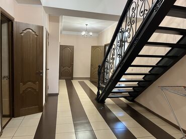 продажа домов в городе бишкек: 200 м², 6 комнат, Свежий ремонт С мебелью