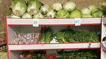 Аренда магазинов: Ул. Айни Сдается готовый бизнес продуктовый магазин Площадь: 118м2 С — 7