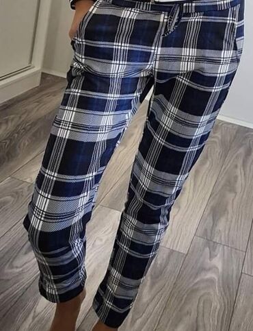 Pantalone: 1 kom 1700
2 kom 2500 — 6