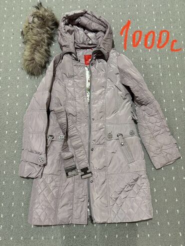 button куртка двухсторонняя: Б/У вещи разные. Цены указаны на фотках. У мужской куртки замочек